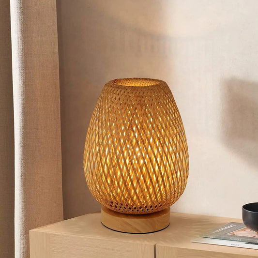 Bamboo Tischlampe | Handgefertigte Vintage Nachttischlampe aus Holz für Wohn- & Schlafzimmer